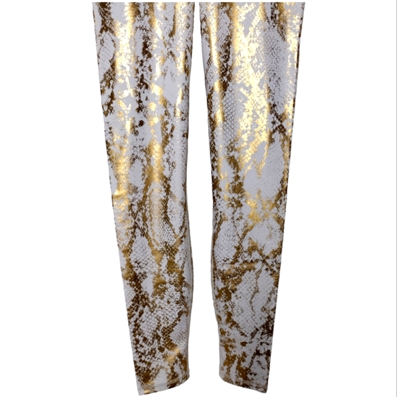 Carbon38 Metallic Snake High Rise Legging - Picture 3 of 6